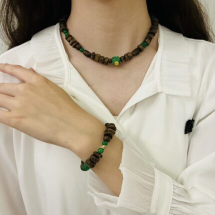 The Aesthetics of Agarwood-Jade Beads Set