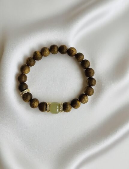 Kynam 0.8cm Beads with Light Jade Bead