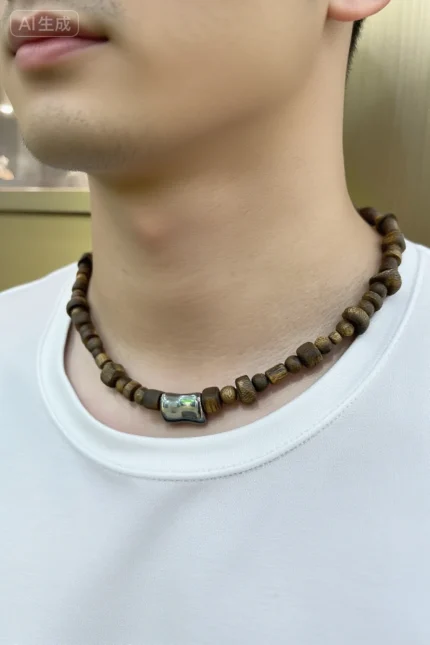 Kynam Oud Beads Necklace with Terahertz Stone