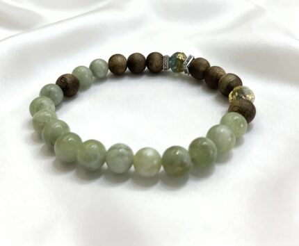 Cream Grape Jade Beads Bracelet with Kynam Agarwood Beads
