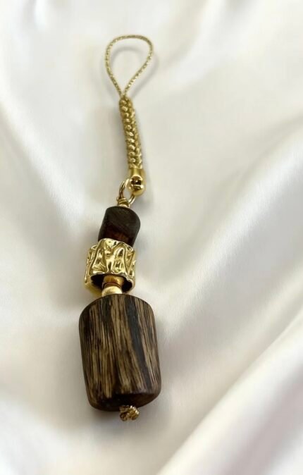 Kynam Square Agarwood Phone Charm