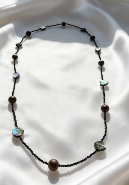 Noir Lustre & Kynam Agarwood Long Lariat