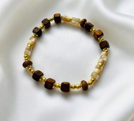 Caramel Whisper-Square Kynam Agarwood Bracelet