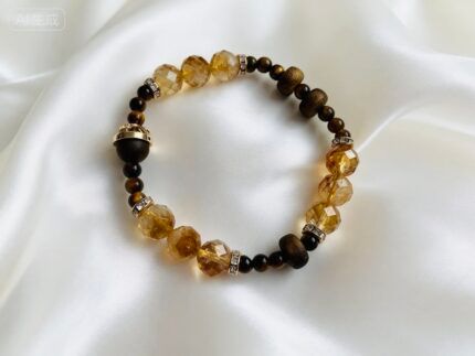 Maple Syrup Glow -Orange Crystals Bracelet with Kynam Agarwood