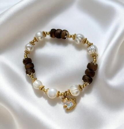 Aurelia Whisper-Pearl Bracelet with Kynam Agarwood Beads